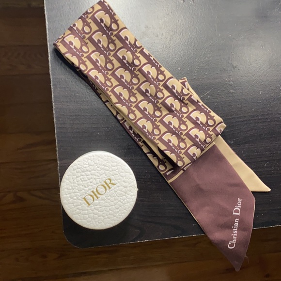 Dior Accessories - Dior head tie ✨